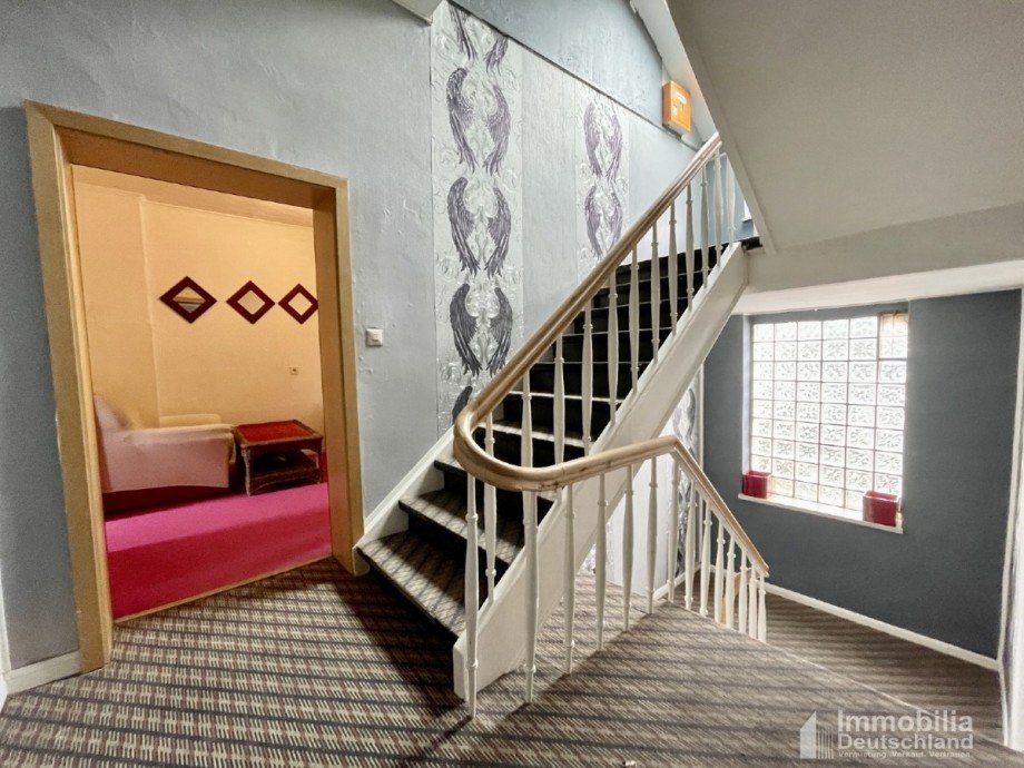 Treppenhaus 2. Obergeschoss Mehrfamilienhaus Dortmund