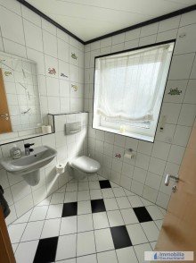 G�ste WC Traumhafte Doppelhaush�lfte mit Garten und Garage in Bergkamen