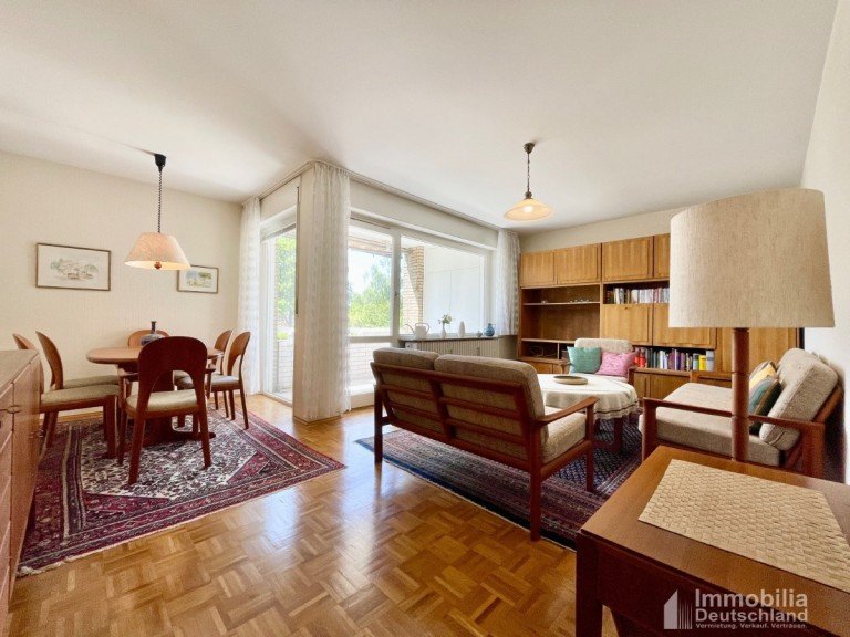 Wohnzimmer mit Essbereich Dortmund - Kirchh�rde Etagenwohnung Gepflegte Eigentumswohnung im gediegenen Dortmund-Kirchh�rde