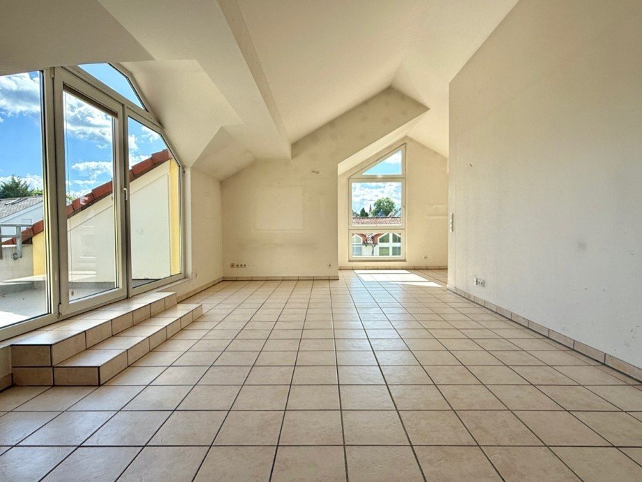 Weitr�umiger Wohnbereich Dachgeschosswohnung Dortmund