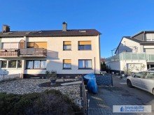 Au�enansicht Charmantes Zweifamilienhaus zzgl. ausgebautem Dachgeschoss, Kaminen, Garten und Garage in Kamen