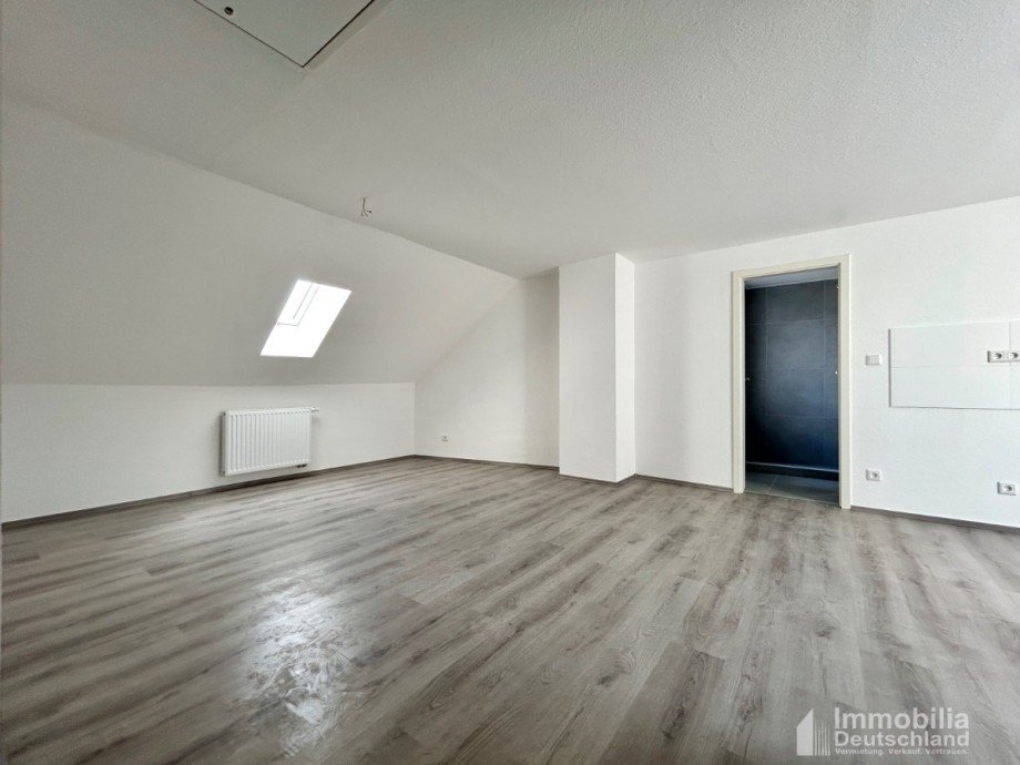 Wohn-/Schlafzimmer Dachgeschosswohnung Holzwickede