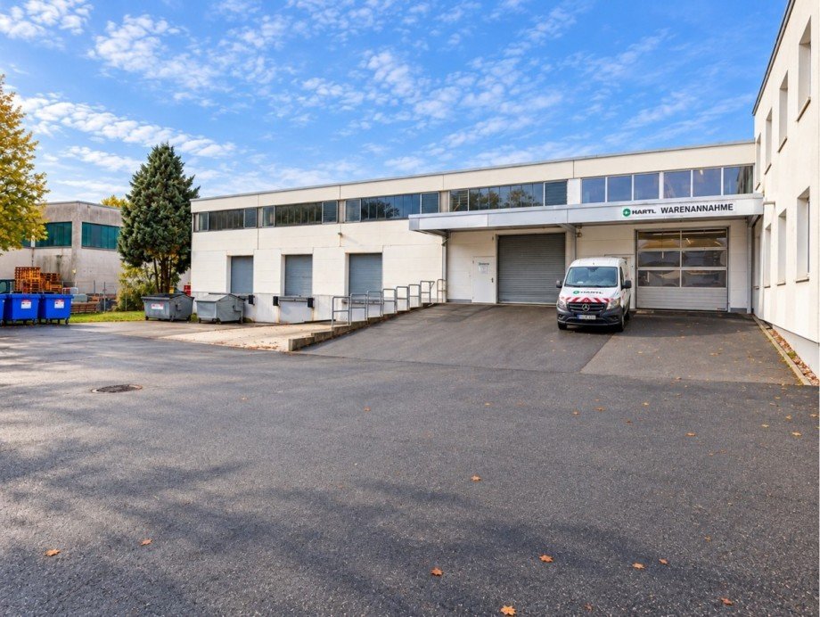Blick Richtung Lagerhalle B�rofl�che Dortmund