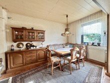 Esszimmer Doppelhaush�lfte mit Doppelgarage, Garten und Ausbaupotential in Kamen zu verkaufen