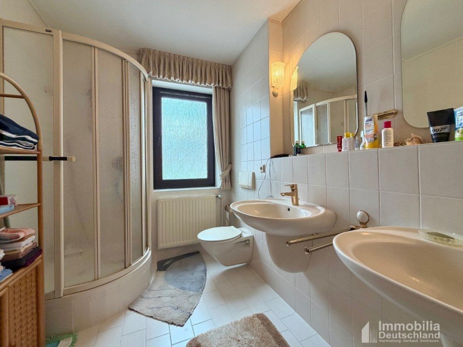 Badezimmer OG Reihenmittelhaus Schwerte