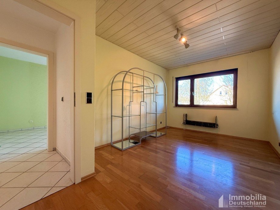 Schlafzimmer 2 Obergeschoss Reihenendhaus L�nen