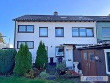 Au�enansicht Charmantes Zweifamilienhaus zzgl. ausgebautem Dachgeschoss, Kaminen, Garten und Garage in Kamen