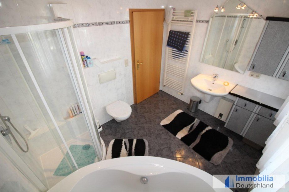 Badezimmer OG Doppelhaush�lfte Dortmund