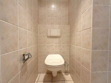 G�ste-WC Gl�cksgriff in Benninghofen: Gro�z�gige Dachgeschosswohnung mit S�d-Balkon und Blick auf den Lohbach