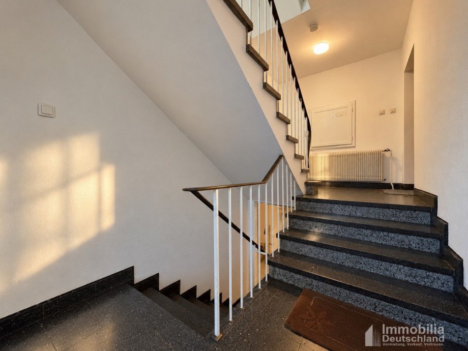 Hausflur Erdgeschosswohnung L�nen