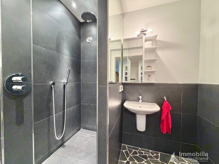 Badezimmer 1 Etagenwohnung Essen