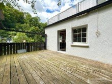 Weitr�umiger Balkon - Wohnung EG Dreifamilienhaus mit gepflegter Architektur, Garagenpacht und viel Platz ? ideale Kapitalanlage