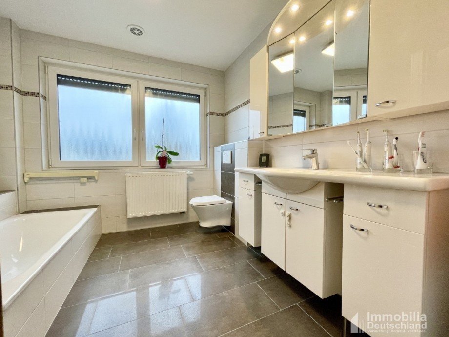 Badezimmer Doppelhaush�lfte Dortmund