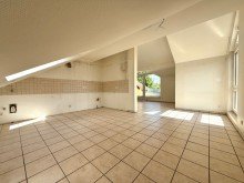 Offene K�che mit Blick zum Essbereich Gl�cksgriff in Benninghofen: Gro�z�gige Dachgeschosswohnung mit S�d-Balkon und Blick auf den Lohbach