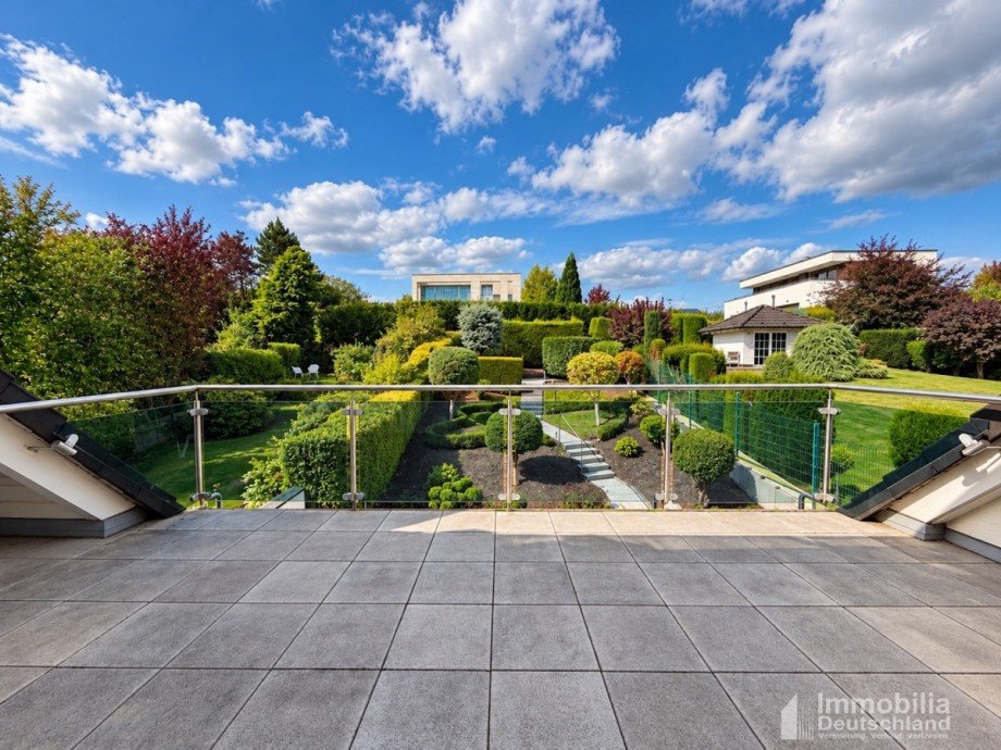 Moderne Dachterrasse mit Gartenblick Doppelhaush�lfte Herdecke