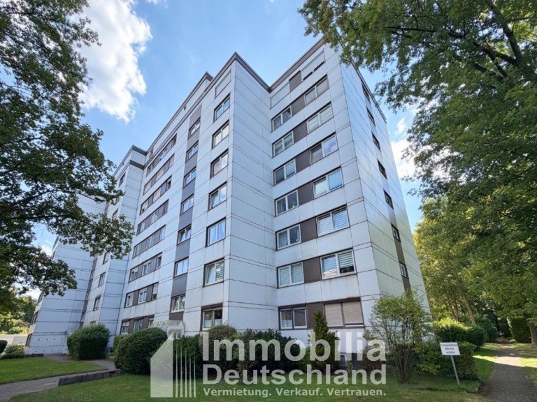 Au�enansicht L�nen Etagenwohnung Gro�z�gige Eigentumswohnung mit offenem Wohnkonzept und Westbalkon