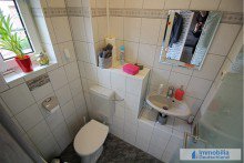 G�ste-WC im EG Modernes Reihenendhaus mit Garten und Garage in Dortmund-Derne