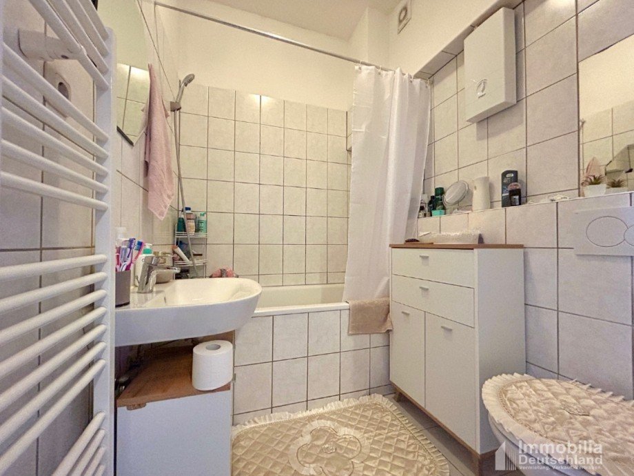 Badezimmer - 1. OGR Etagenwohnung Dortmund