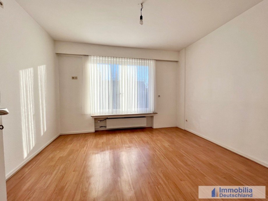 Arbeitszimmer 1. OG Zweifamilienhaus L�nen
