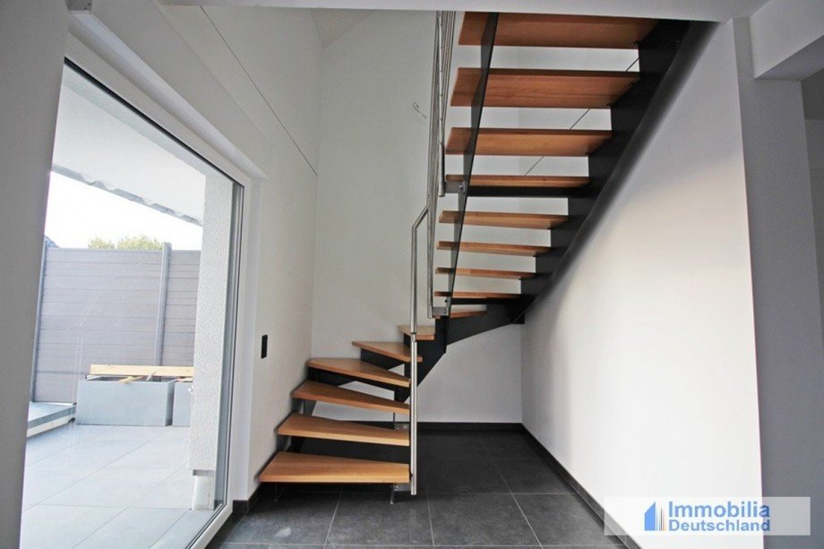 Treppe zum Obergeschoss Maisonettewohnung Dortmund
