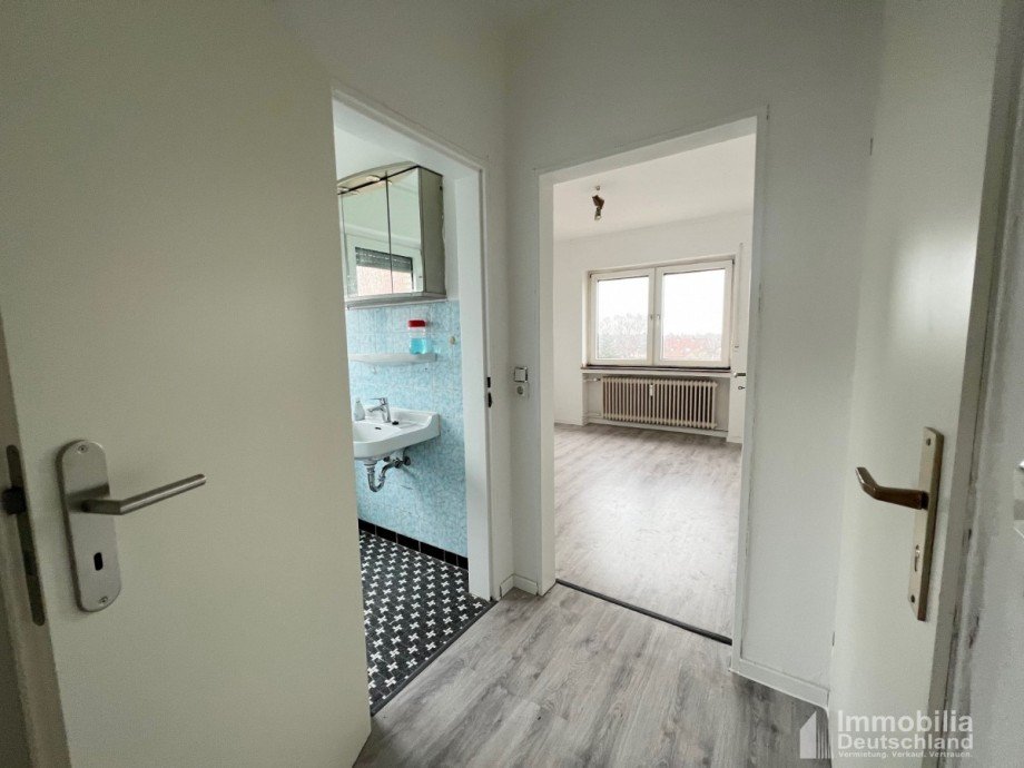 Flur mit Blick Richtung Schlafzimmer Etagenwohnung Selm