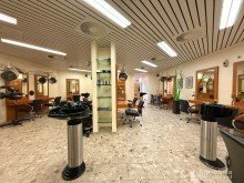 Salon Wohnen & Arbeiten vereint in Bestlage: Ihr Logenplatz in der L�ner Fu�g�ngerzone!