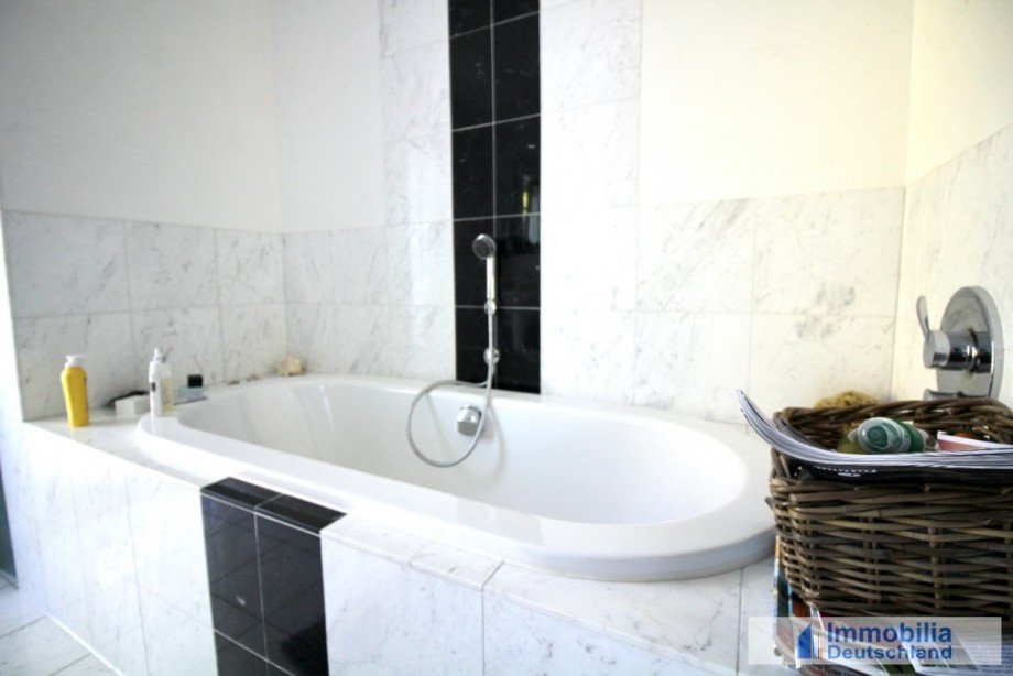 Badewanne Etagenwohnung Dortmund