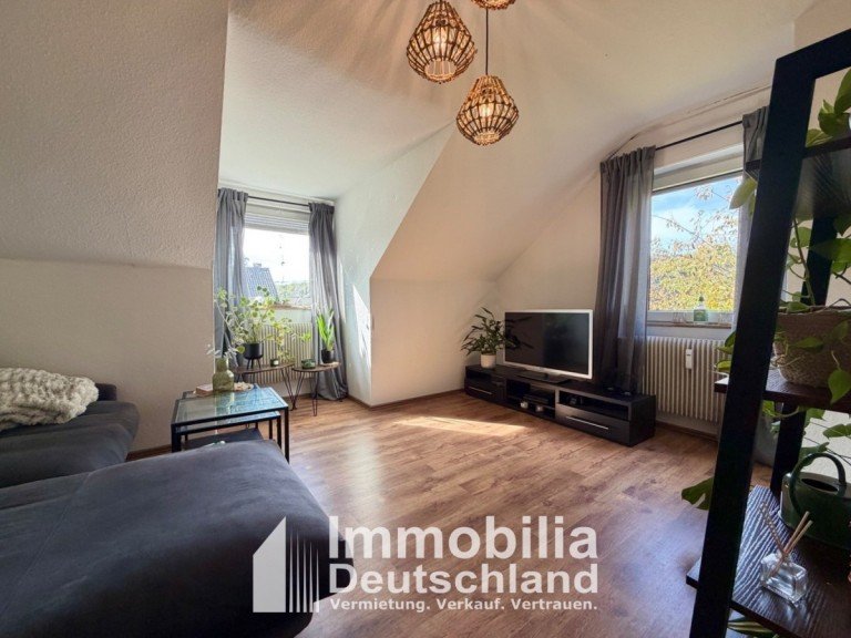 Wohnzimmer L�nen Dachgeschosswohnung Durchdacht geschnitten: Attraktive 3-Zimmer-Wohnung mit Tageslichtbad in L�nen-Wethmar