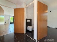 Bild (9f46152b821d95a75e7ba8cbc6310922): Wohlf�hlen auf drei Ebenen: Doppelhaush�lfte in WEG mit Garten und Stellpl�tzen