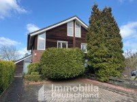 Hauptbild Wohlfühlen auf drei Ebenen: Doppelhaushälfte in WEG mit Garten und Stellplätzen
