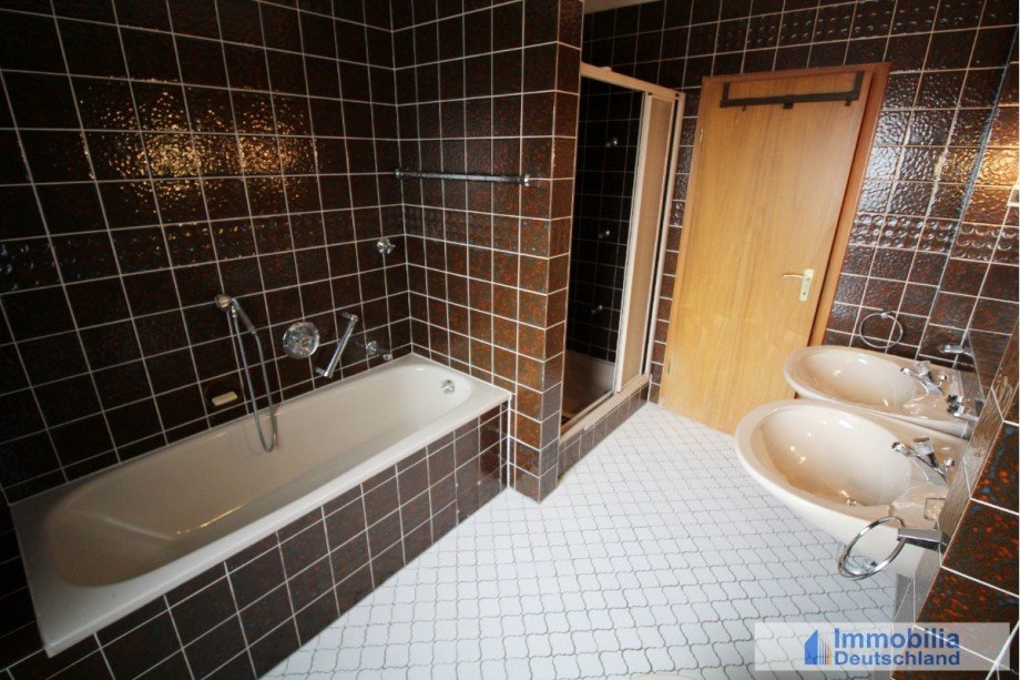 Hauptbadezimmer Zweifamilienhaus Dortmund