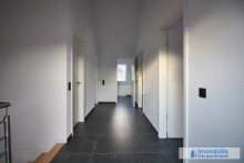 Hausflur im Obergeschoss 4-Zimmer Maisonette-Wohnung mit Garage in Dortmund-Kirchh�rde