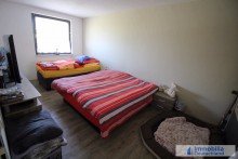 Bild... Familienfreundliches Haus mit Garten und 2 Stellpl�tzen