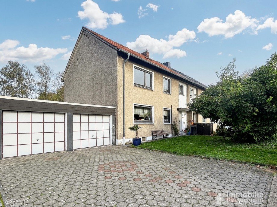 Hausansicht Doppelhaush�lfte Kamen