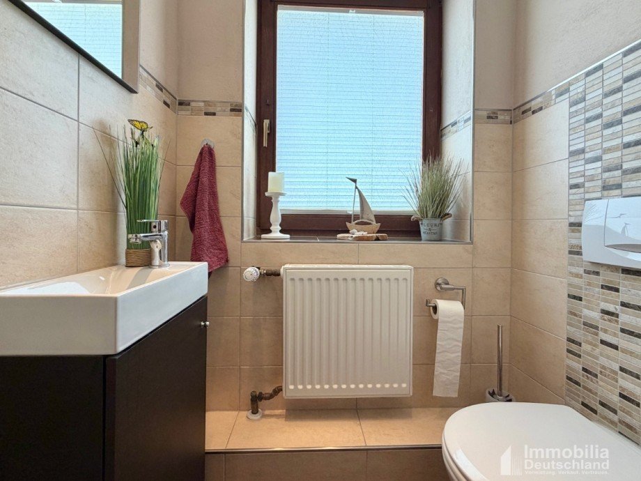 G�ste-WC Dachgeschosswohnung L�nen