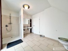 Badezimmer Vielseitig nutzbar! 2-Familienhaus + Einlieger mit Garten in Bergkamen