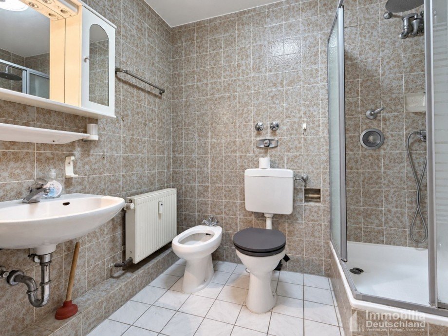 Badezimmer Etagenwohnung L�nen
