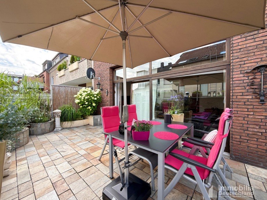 Terrasse 1. OG Einfamilienhaus L�nen