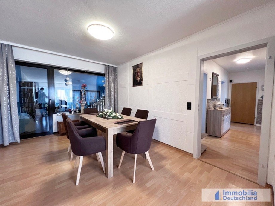 Esszimmer Doppelhaush�lfte Kamen