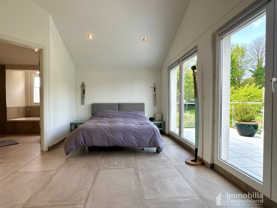 Schlafzimmer Doppelhaush�lfte Herdecke