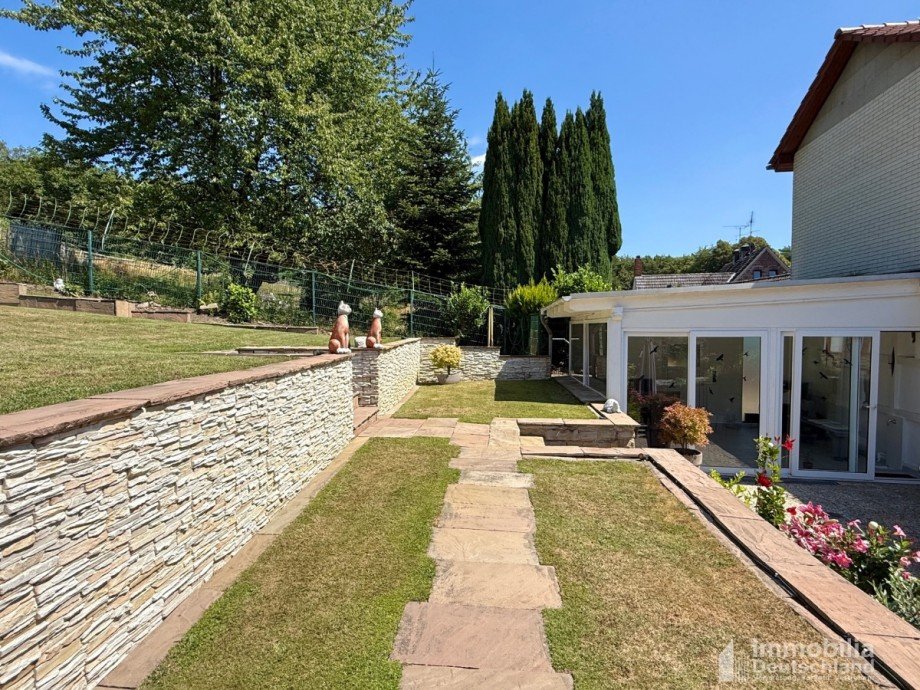 Garten mit Blick zum Wintergarten Erdgeschosswohnung Witten