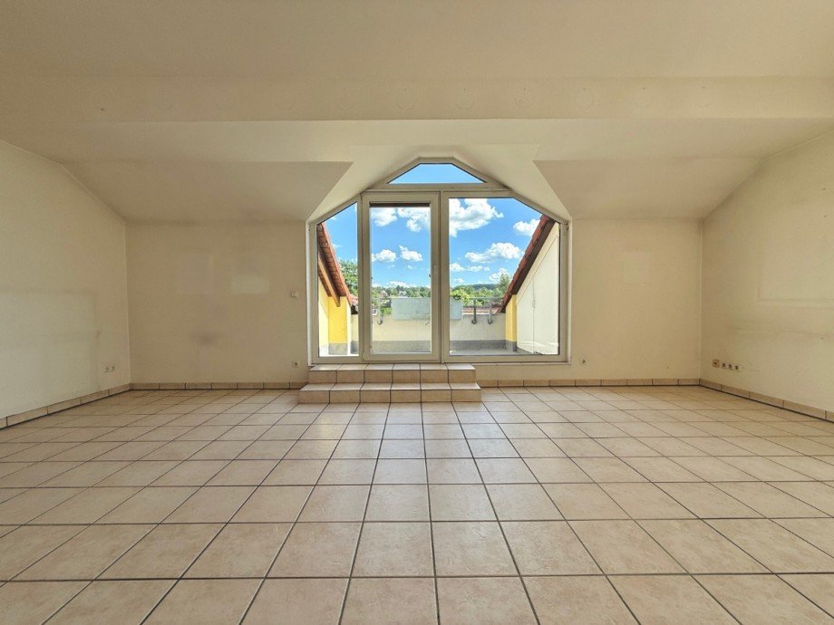 Zugang zum Balkon vom Wohnbereich Dachgeschosswohnung Dortmund