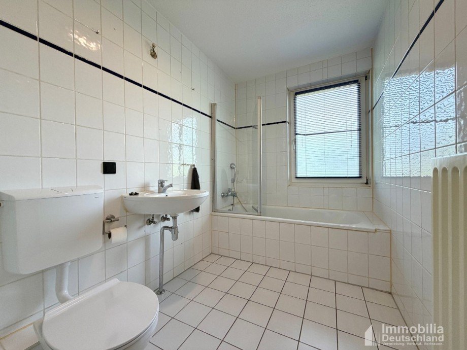 Badezimmer 1. OG Doppelhaush�lfte Dortmund