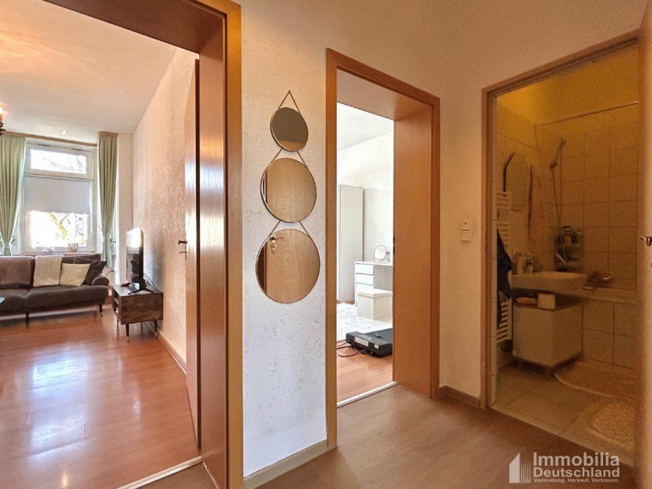 Eingangsbereich aus Sicht der Wohnungst�r - 1. OGR Etagenwohnung Dortmund